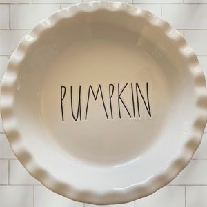 Rae Dunn Pupmkin Pie Dish
